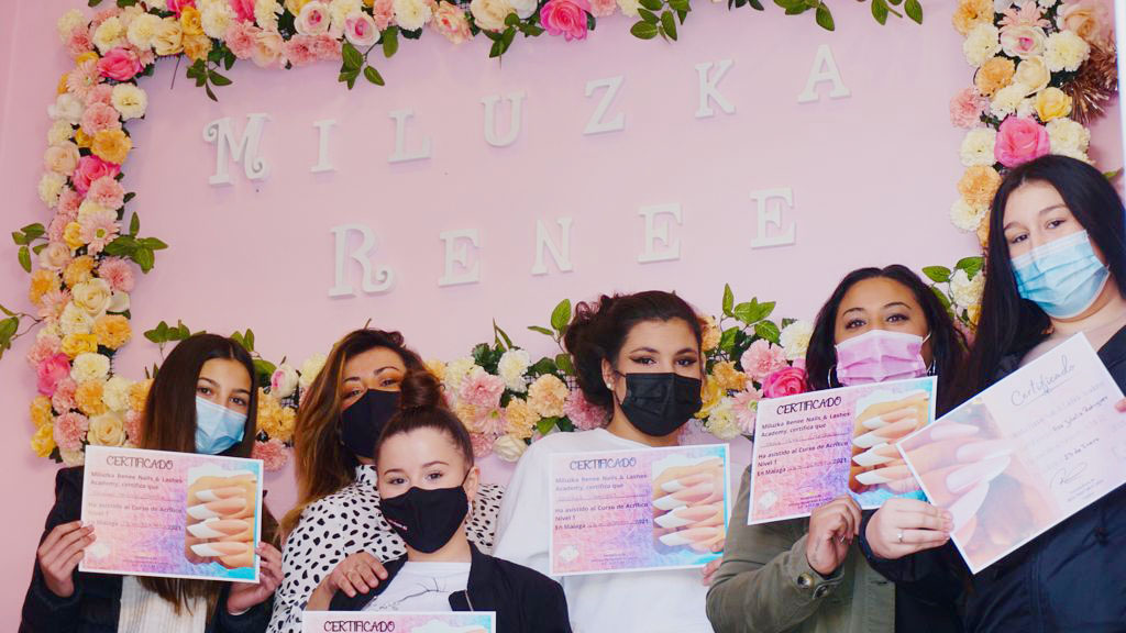 Nails & Lashes Academy
